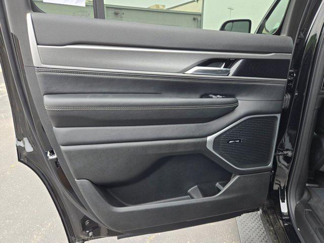 2026 Jeep Grand Wagoneer Upland