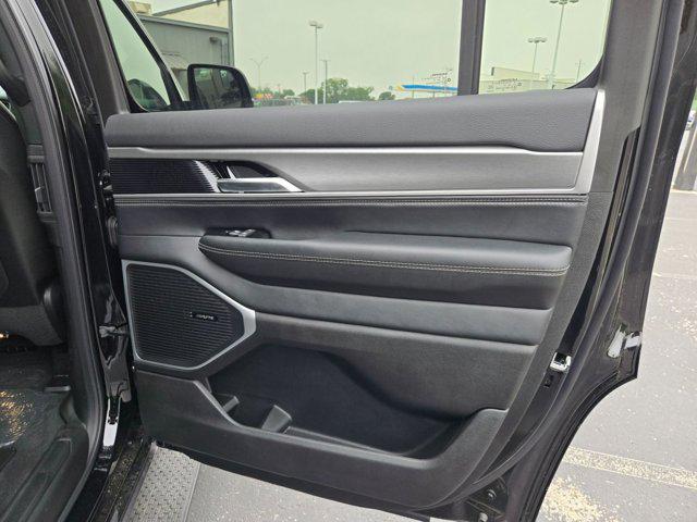 2026 Jeep Grand Wagoneer Upland