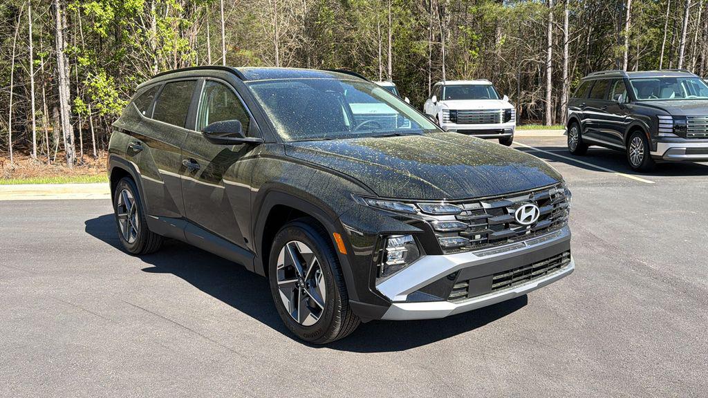 New 2026 Phantom Black HYUNDAI SEL FWD image 4