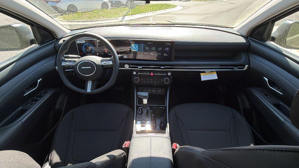 New 2026 Phantom Black HYUNDAI SEL FWD image 25