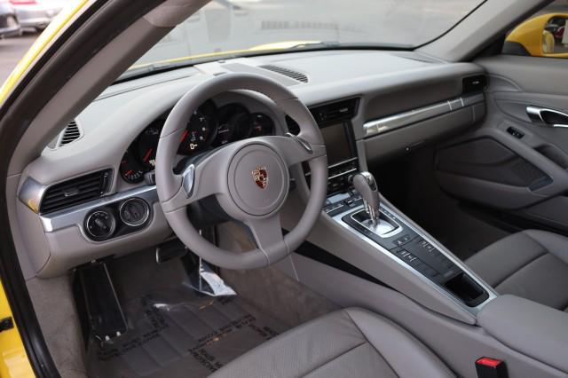 2012 Porsche 911 Carrera
