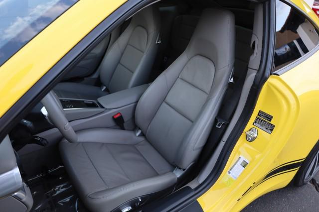 2012 Porsche 911 Carrera