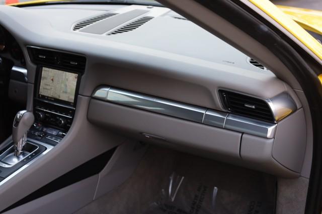 2012 Porsche 911 Carrera