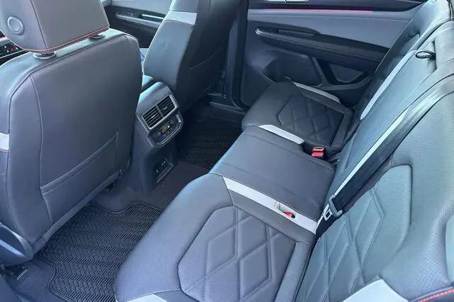 2026 Volkswagen Atlas Peak Edition