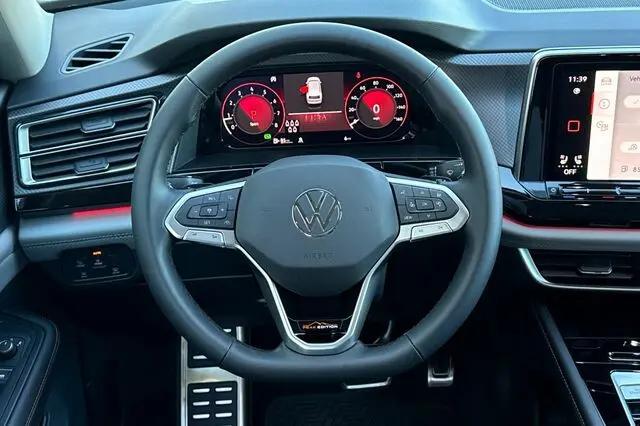 2026 Volkswagen Atlas Peak Edition