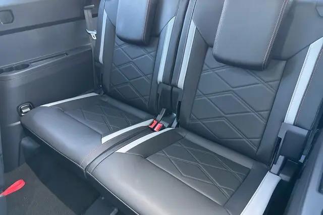 2026 Volkswagen Atlas Peak Edition
