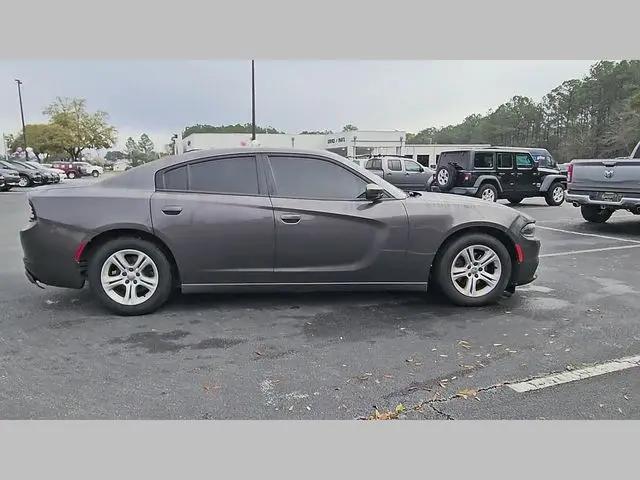 2020 Dodge Charger SXT RWD