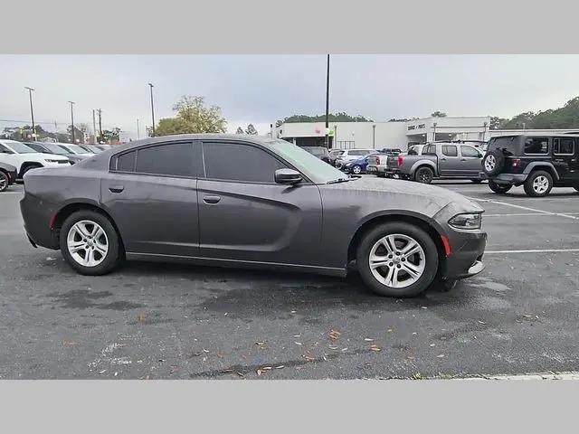 2020 Dodge Charger SXT RWD
