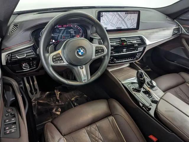 2023 BMW M5 i xDrive