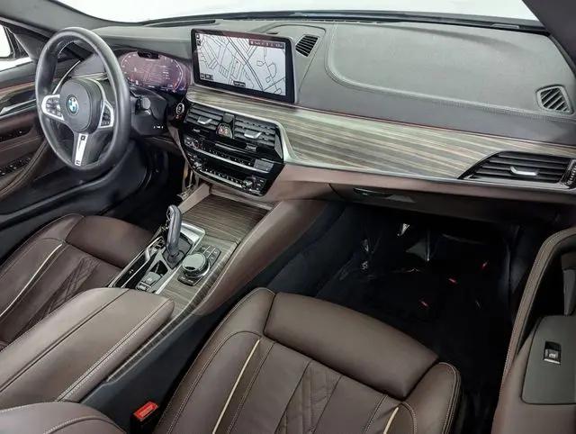 2023 BMW M5 i xDrive