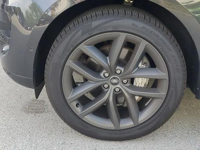 2025 Land Rover Range Rover Sport P360 SE