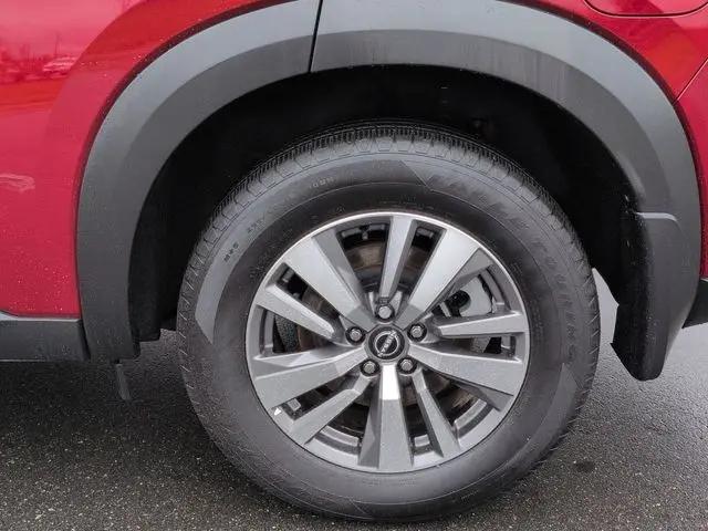 2023 Nissan Pathfinder SL 4WD