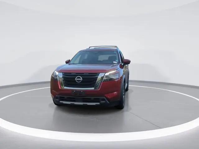 2023 Nissan Pathfinder Platinum 4WD