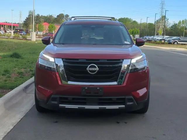 2023 Nissan Pathfinder Platinum 4WD