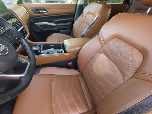 2023 Nissan Pathfinder Platinum 4WD