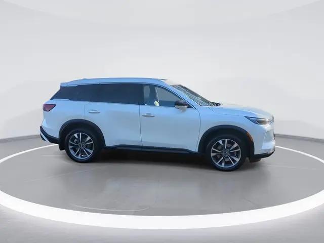 2023 INFINITI QX60 LUXE AWD