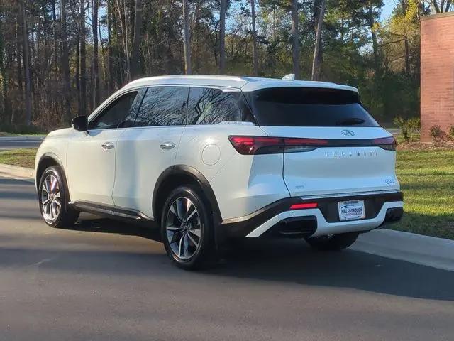 2023 INFINITI QX60 LUXE AWD