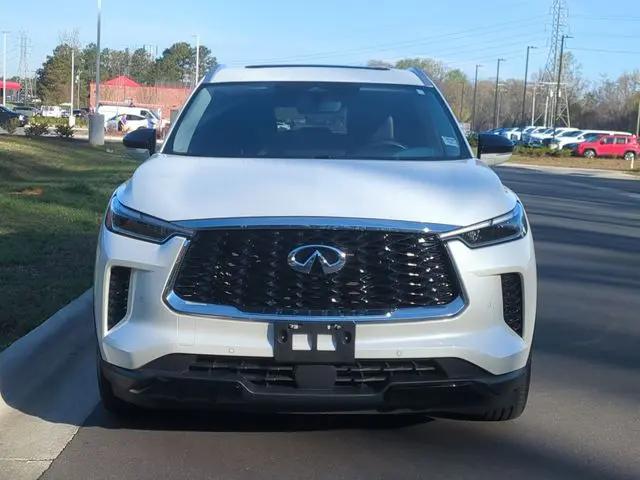 2023 INFINITI QX60 LUXE AWD