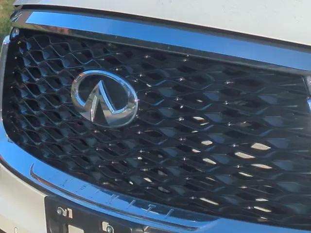 2023 INFINITI QX60 LUXE AWD