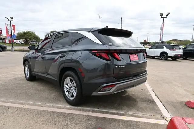 2025 Hyundai Tucson SE