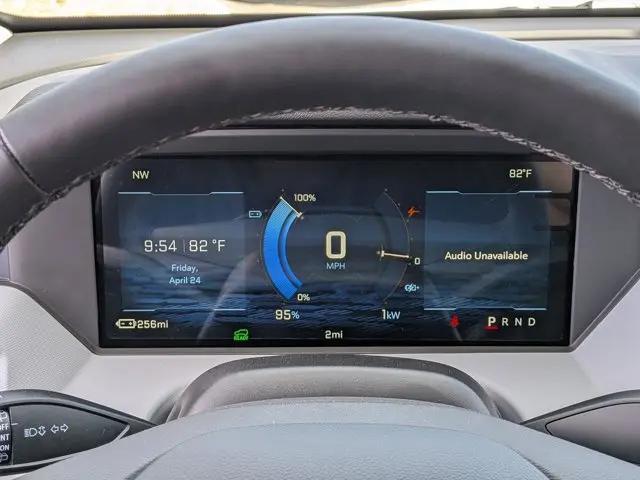 2027 Chevrolet Bolt LT FWD