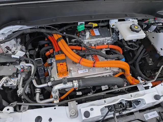 2027 Chevrolet Bolt LT FWD