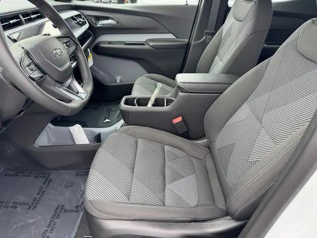 2027 Chevrolet Bolt LT FWD