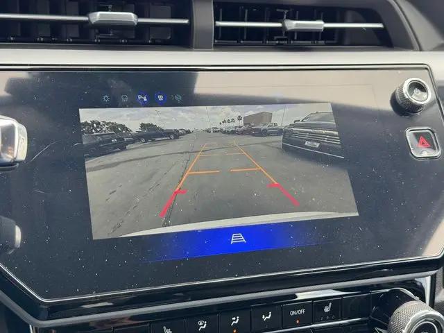 2027 Chevrolet Bolt LT FWD