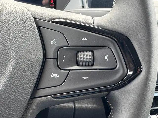 2027 Chevrolet Bolt LT FWD