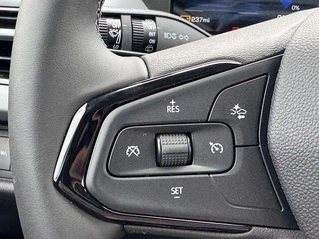 2027 Chevrolet Bolt LT FWD