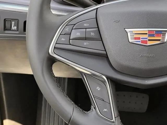 2026 Cadillac XT5 Luxury FWD