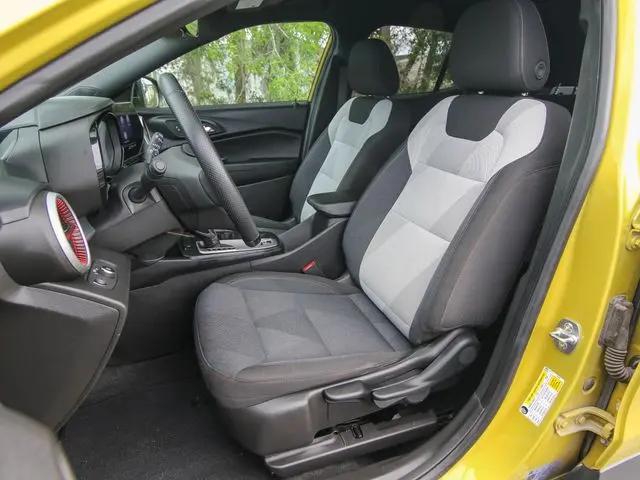 2024 Chevrolet Trax FWD 1RS