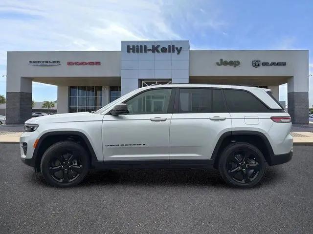 2025 Jeep Grand Cherokee Altitude X 4x4