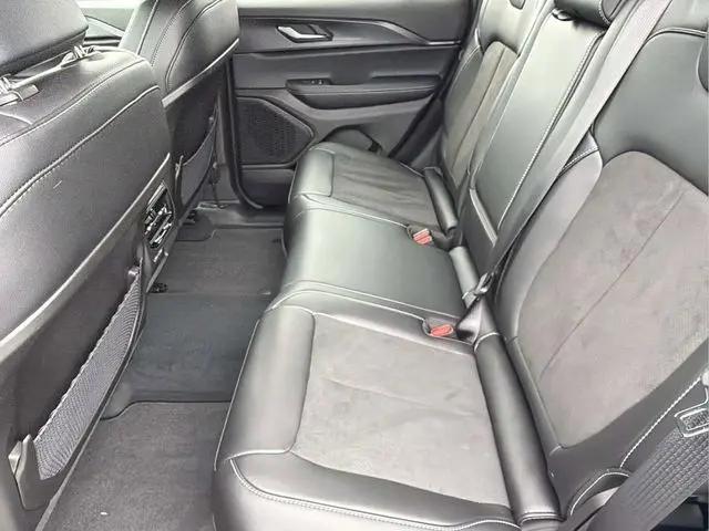 2025 Jeep Grand Cherokee Altitude X 4x4