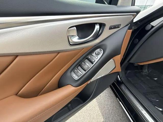 2023 INFINITI Q50 LUXE AWD