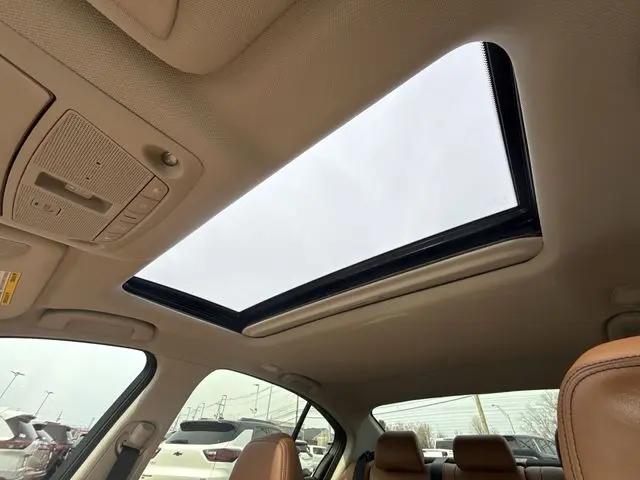 2023 INFINITI Q50 LUXE AWD