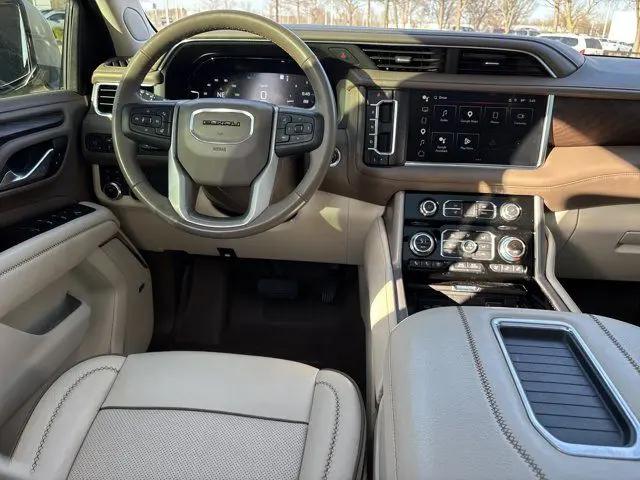 2022 GMC Yukon 4WD Denali