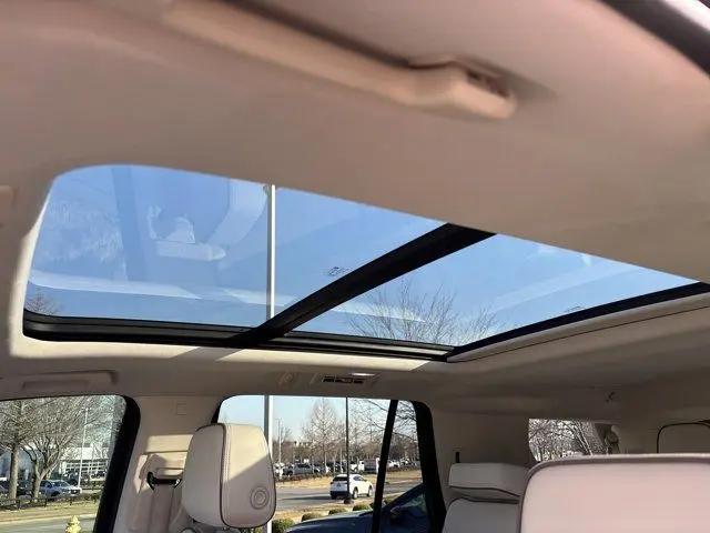 2022 GMC Yukon 4WD Denali