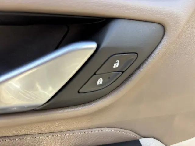 2022 GMC Yukon 4WD Denali