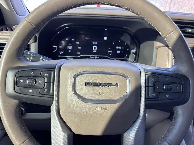 2022 GMC Yukon 4WD Denali