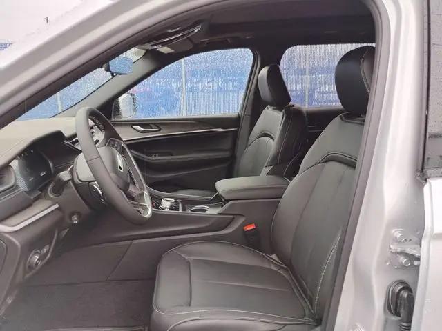 2026 Jeep Grand Cherokee L Limited Reserve