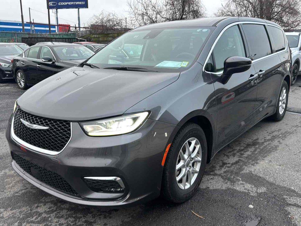 Gray (Granite Crystal Metallic Clearcoat) 2023 Chrysler Pacifica Touring L FWD Minivan Front-Wheel Drive Automatic