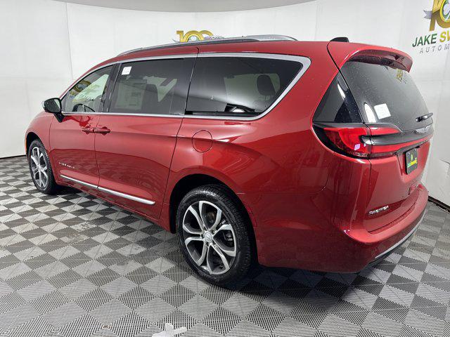 2026 Chrysler Pacifica Pinnacle AWD