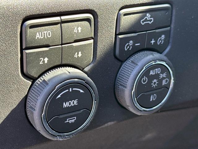 2026 Chevrolet Silverado 1500 4WD Crew Cab Short Bed LT Trail Boss