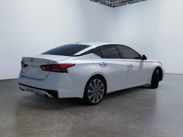 2023 Nissan Altima SL FWD