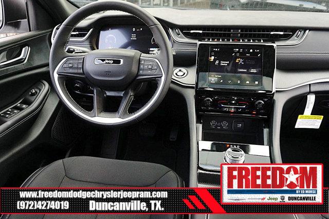 2026 Jeep Grand Cherokee Altitude 4x2