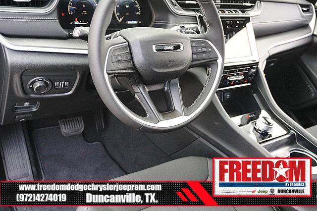 2026 Jeep Grand Cherokee Altitude 4x2