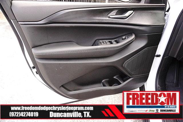 2026 Jeep Grand Cherokee Altitude 4x2