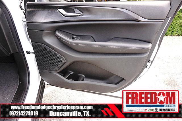 2026 Jeep Grand Cherokee Altitude 4x2