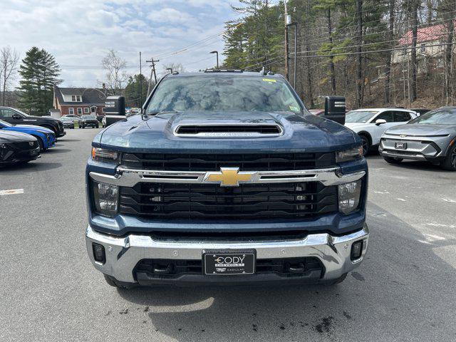 2026 Chevrolet Silverado 2500HD Crew Cab, Standard Bed, LT, 4WD